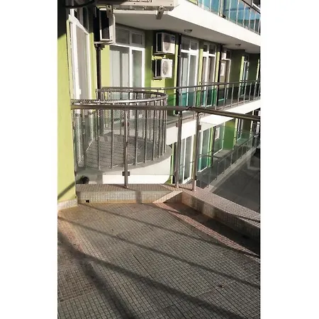 Two-bedroom In Apartment *