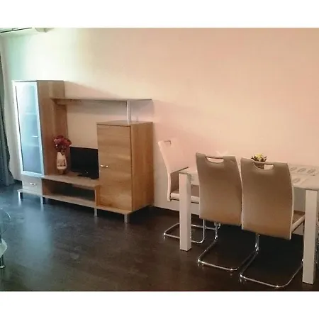 Two-bedroom In شقة